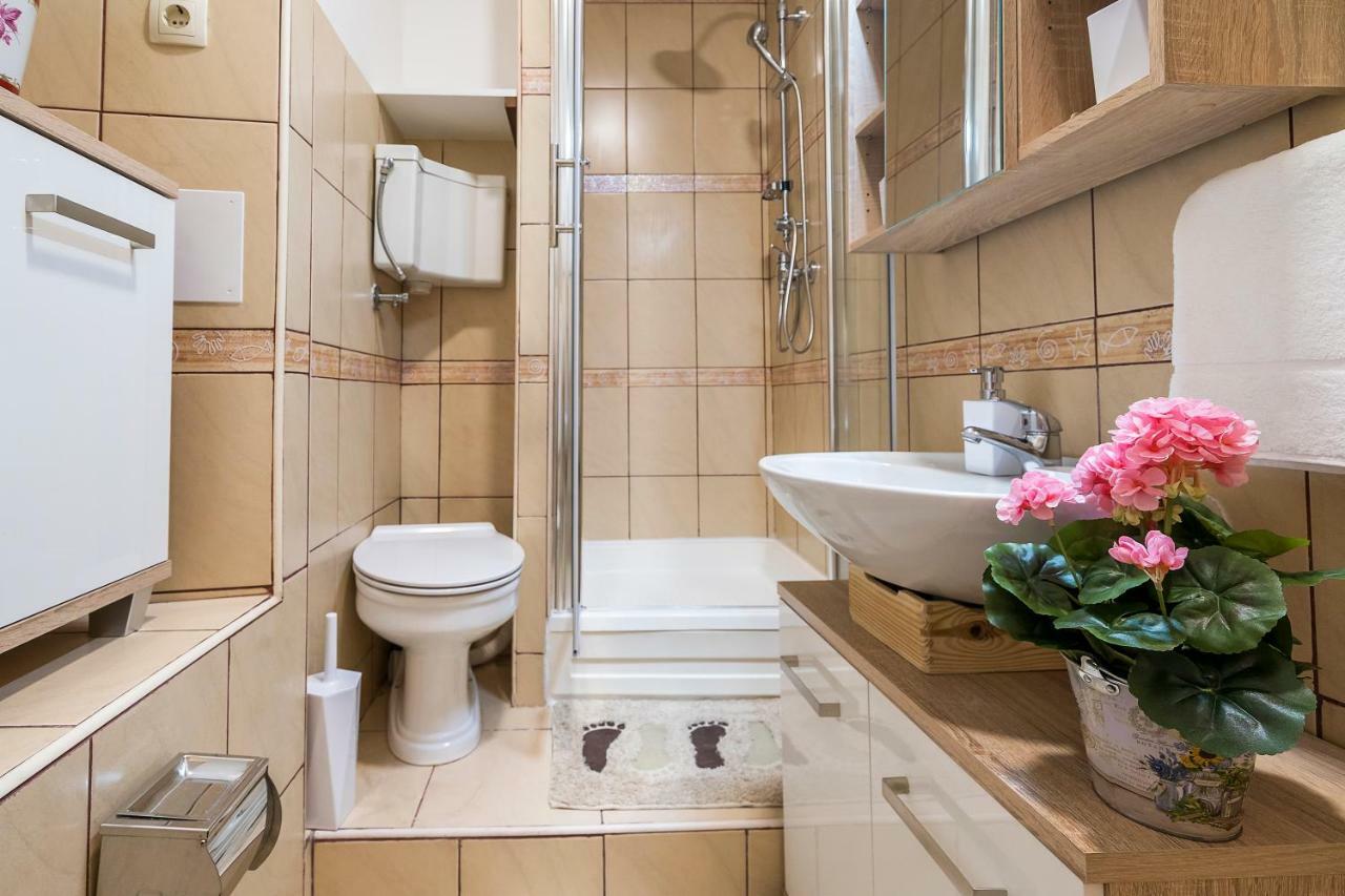 Rooftop City View Apartment In The Palace Walls Сплит Екстериор снимка